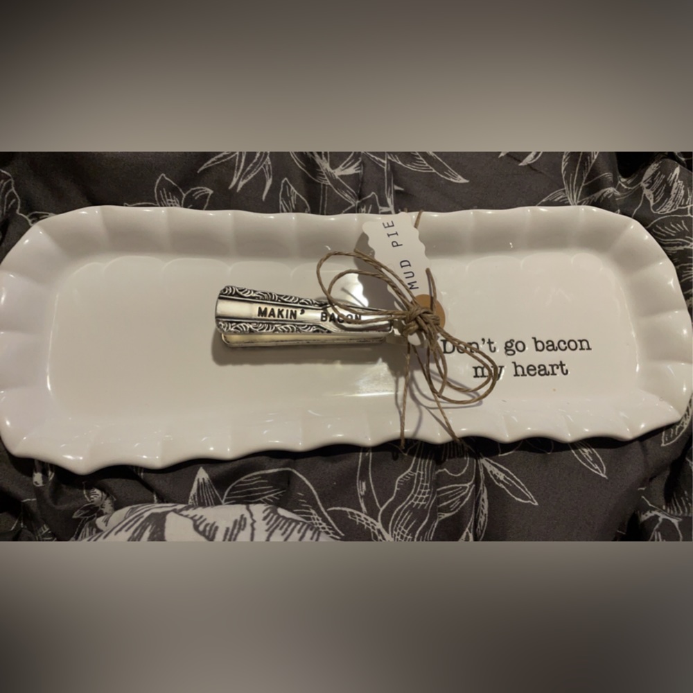 Mud Pie 2 piece Bacon serving tray